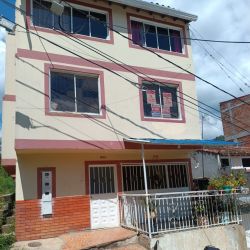 APARTAMENTO EN TORRES DEL CASTILLO