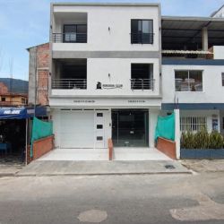 LOCAL COMERCIAL EN BELLA ISLA