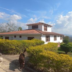 Casa Campestre Vereda el Uvo