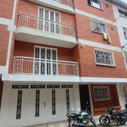 CASA EN PABLO SEXTO
